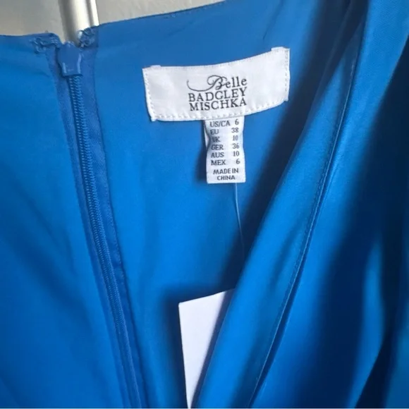 NWT Badgley Mischka Nora Satin V-Neck Long Bell Sleeve Twist Front Mini Dress - Picture 8 of 11